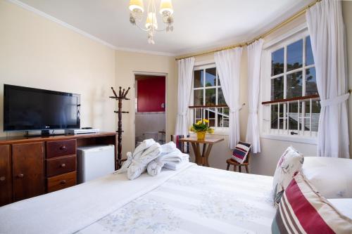 Double Room with Spa Bath image 1