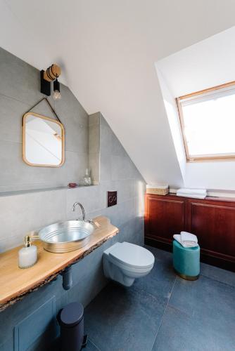 Petra Inn Apartments in historical palace Bratislava, Братислава (фото 10)