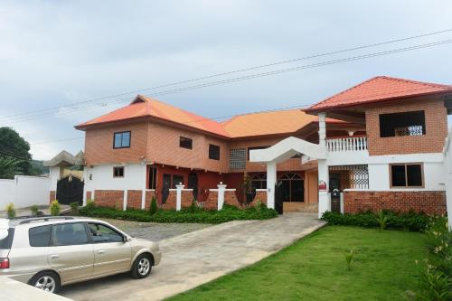 Widok z zewnątrz, Odo So Royal Hotel in Akosombo