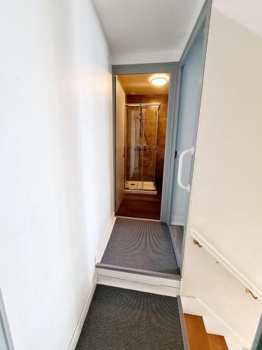 Fürdőszoba, Gîte la Belle Vallée maison indépendante 80m2 à 12 min du Puy du Fou (Gite la Belle Vallee maison independante 80m2 a 12 min du Puy du Fou) in Treize-Vents