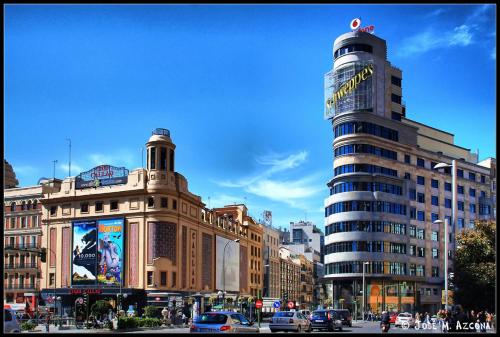 La Reina de Gran Via - PARKING TPH – Madrid, NC