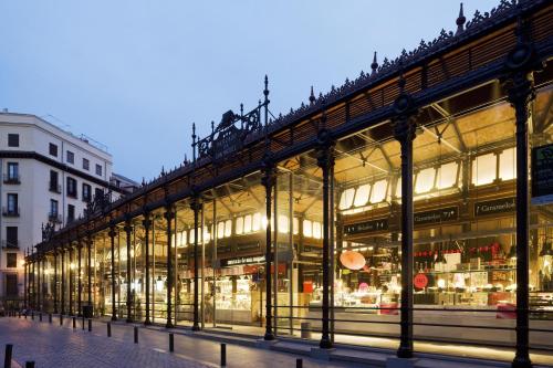 La Reina de Gran Via - PARKING TPH – Madrid, NC