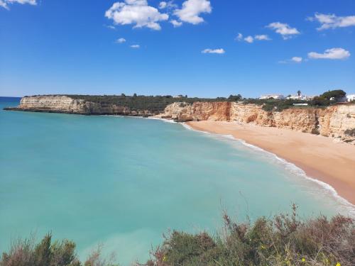  Gui Beach House in Armação de Pêra