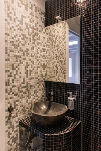 Double Room with Private Bathroom image 1