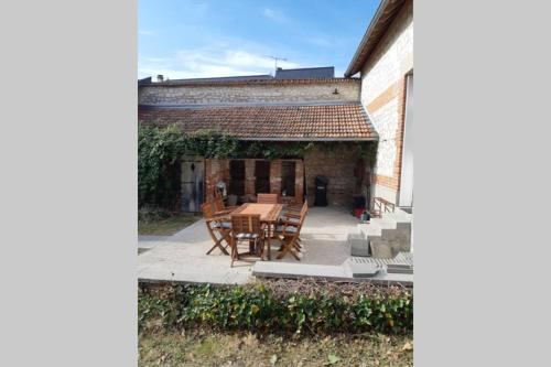 GITE, MAISON A LA CAMPAGNE ARDENNES, AISNE,MARNE in Le Thour