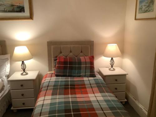 Large Grange Apartment, Edinburgh (photo 8)
