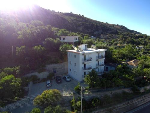 Apartments Vila Emiliano in Borsh