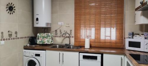 ห้องครัว, "EL JUNCAL" APARTAMENTO TURISTICO Parking gratuito in คาบรา