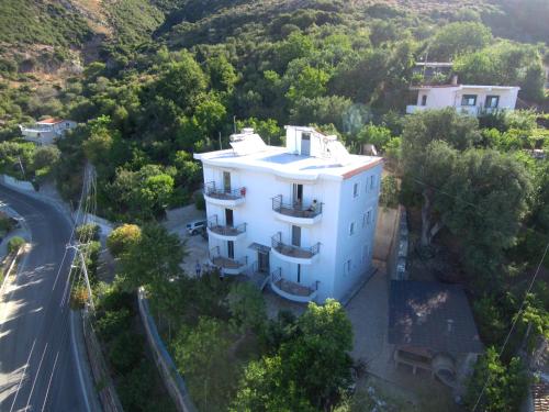Apartments Vila Emiliano in Borsh