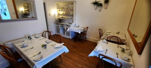 Colebrook Guest House in Farnborough