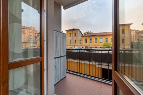 Milano Cosy APT with Balcony!, Milan