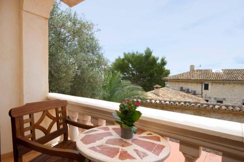 32205938 Monnaber Nou Finca Hotel & Spa