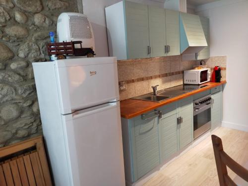 Konyha, Abat Oliba in Puigcerda