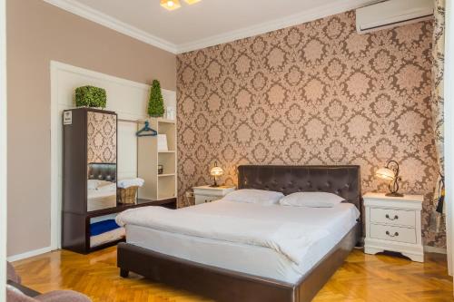 Deluxe Cișmigiu Park 4