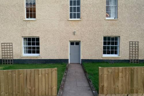 Countryside Annexe, with hottub, sleeps up to 4