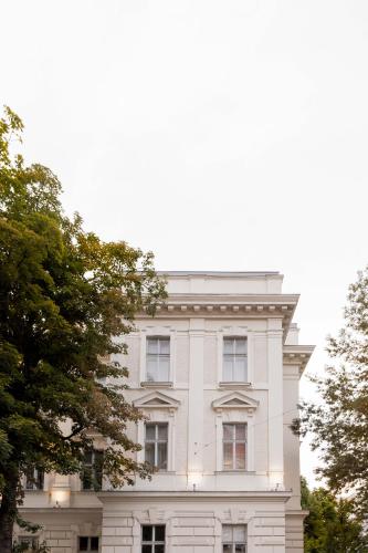 Zola Hotel, Palais de Boheme, Adults Only