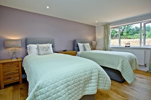 Oak Lodge, South View Lodges, Exeter