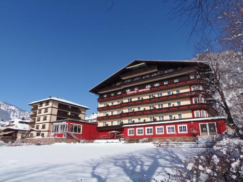 Hotel Germania Gastein - ganzjährig inklusive Alpentherme Gastein & Sommersaison inklusive Gasteiner Bergbahnen, Bad Hofgastein bei Zlapp