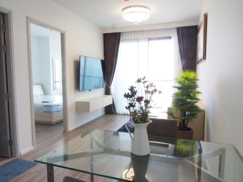 Jomtien Pattaya Beach Front Condominium