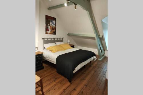 B&B Montreuil-sur-Mer - La Maison de Valy - Bed and Breakfast Montreuil-sur-Mer