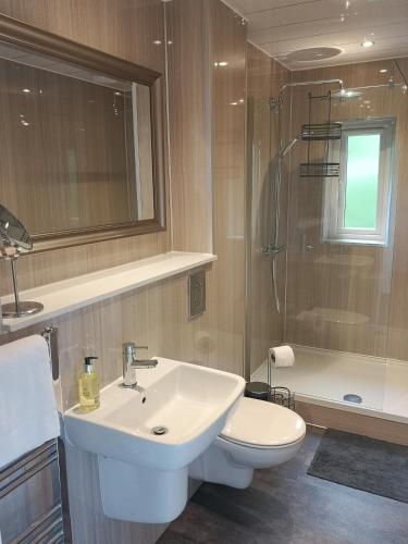 Arrochoile Cottage, Glasgow (photo 6)