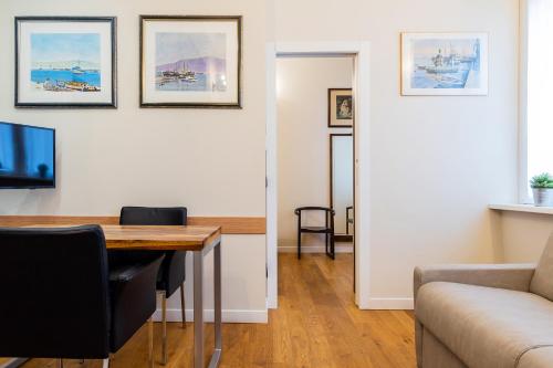 Milan Retreats Repubblica - image 11