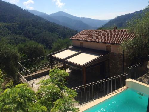 Villa de 4 chambres avec piscine privee terrasse amenagee et wifi a Breil sur Roya