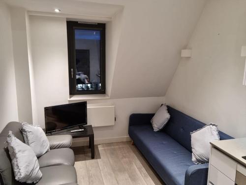 Remarkable 1-Bed Apartment in Slough