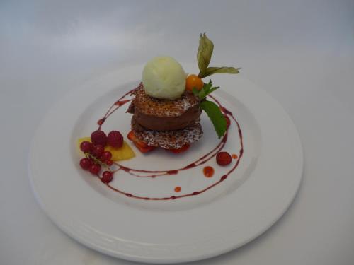 Étterem, Hotel-Restaurant de la Gare in Glovelier