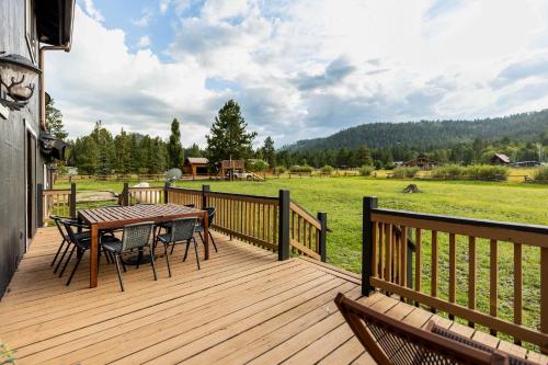 Whispering Hollow Lodge on Greer Main St! in Greer (AZ)