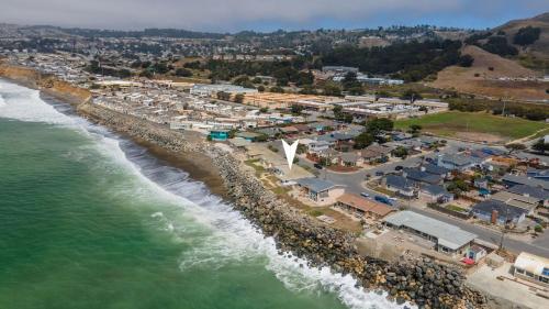 @ Marbella Lane - Oceanfront w/ unobstructed views!! @ Marbella Lane - Oceanfront w/ unobstructed views!!