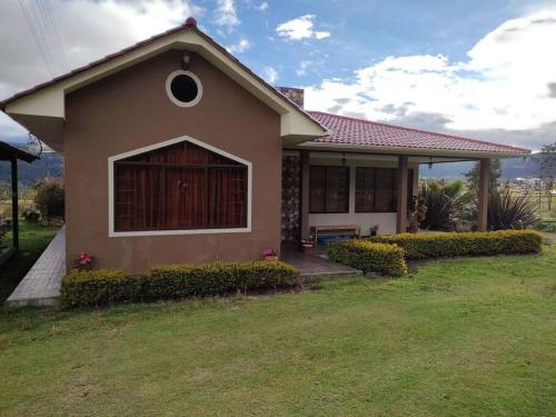 Hermosa Casa de Campo en Urdaneta-Saraguro-Loja