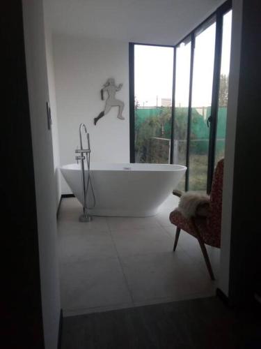 Casa minimalista (A+)