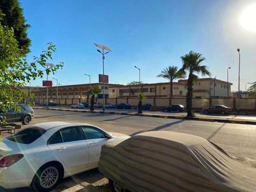 panoramic vintage Nile view apartment- 180M2