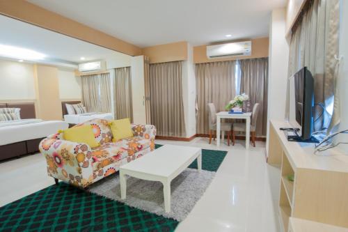 Taragrand Donmuang Airport Hotel