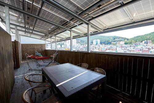 BONATHREE HOTEL near Oryukdo Skywalk