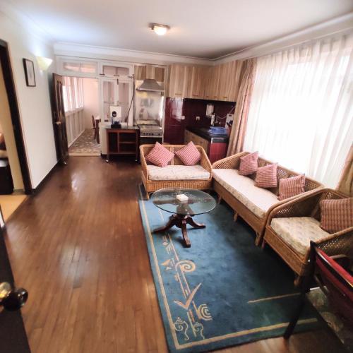 2 bedrooms, 3 beds
