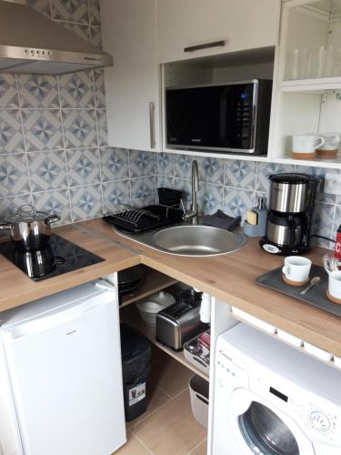 Aquitain Home - Studios & Appartements tout confort Bordeaux Gare St Jean, Bordeaux (foto 9)