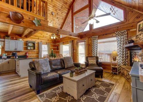A Smokin View #1844 by Aunt Bug's Cabin Rentals - image 11