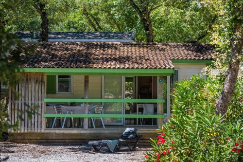 Camping Le Bois Fleuri - image 4