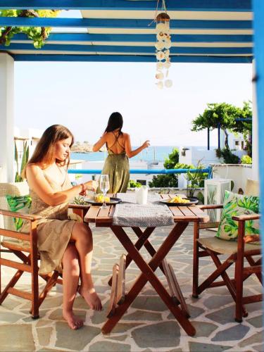 Sea View Apartments & Studios in เกาะแนโซส
