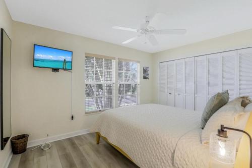 921 Tulip Court - image 12