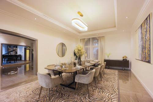 Villa Verona - Exclusive 6-Bedroom Villa with Signature Amenities By Luxury Explorers Collection