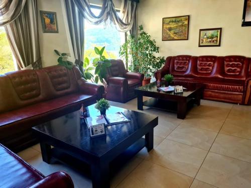 Vestabils, Family Hotel Bela in Tryavna