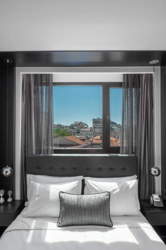No 15 Ermou Hotel