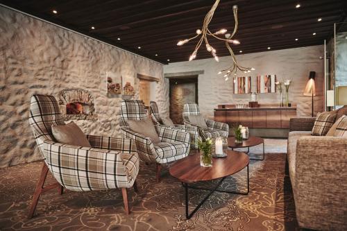 Hotel Interlaken - image 2