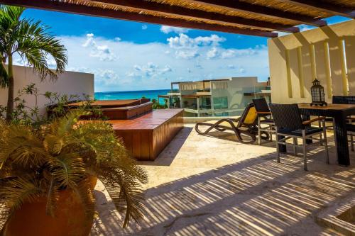 The Elements Oceanfront & Beachside Condo Hotel, Playa del Carmen (zdjęcie 8)