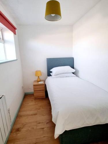 Visit Seaford Apartment - 4 Bedroom - Sleeps 9