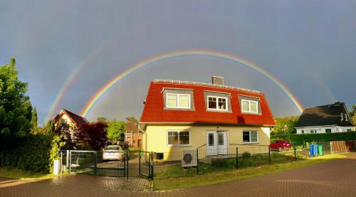 Apartment im OG zwischen See und Wald mit großem Garten