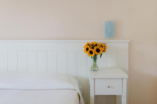 2 twin beds